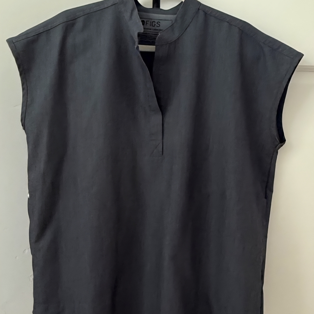 FIGS RAFAELA GRAPHITE SCRUB TOP
